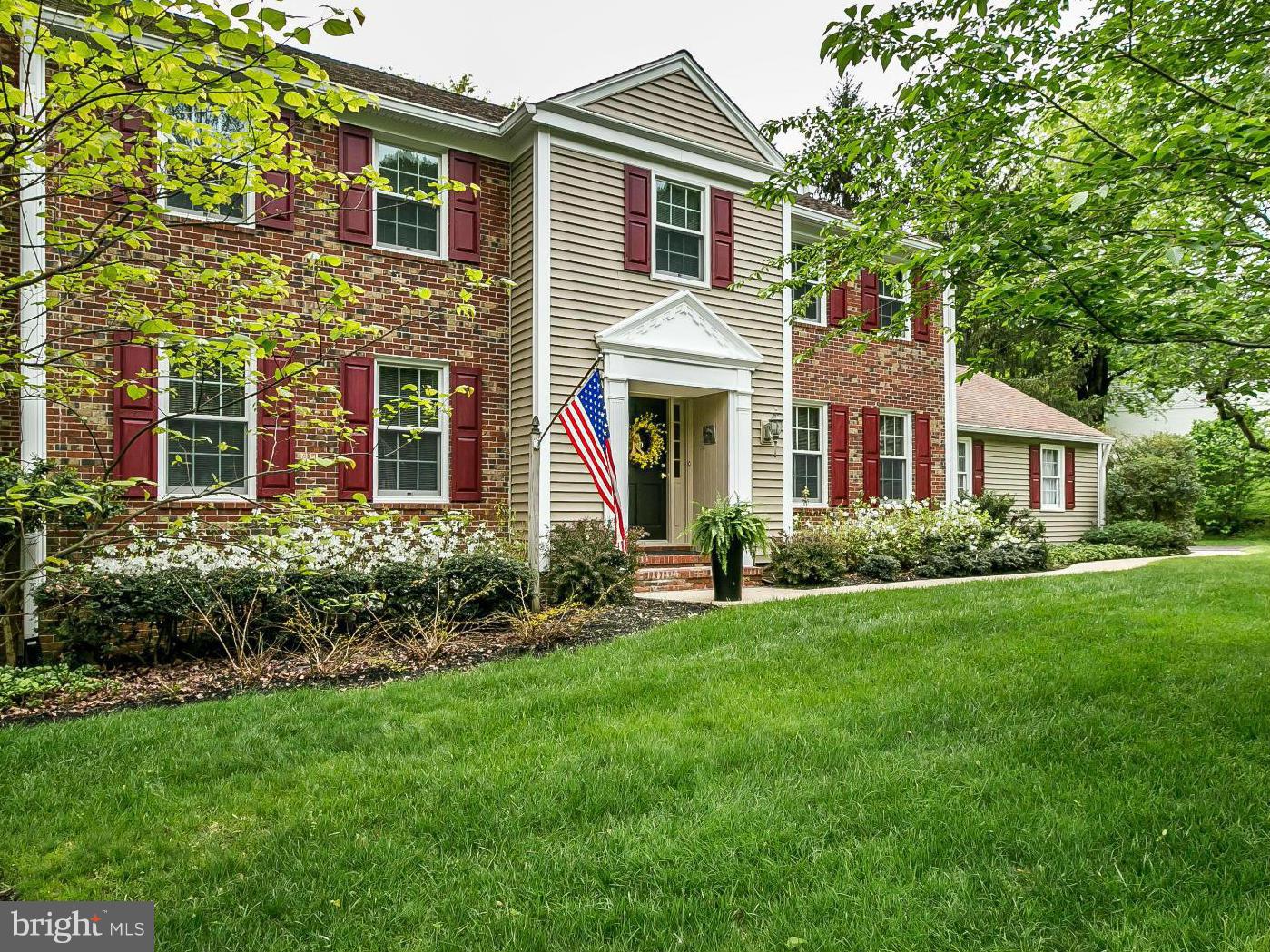 Exterior (Front)