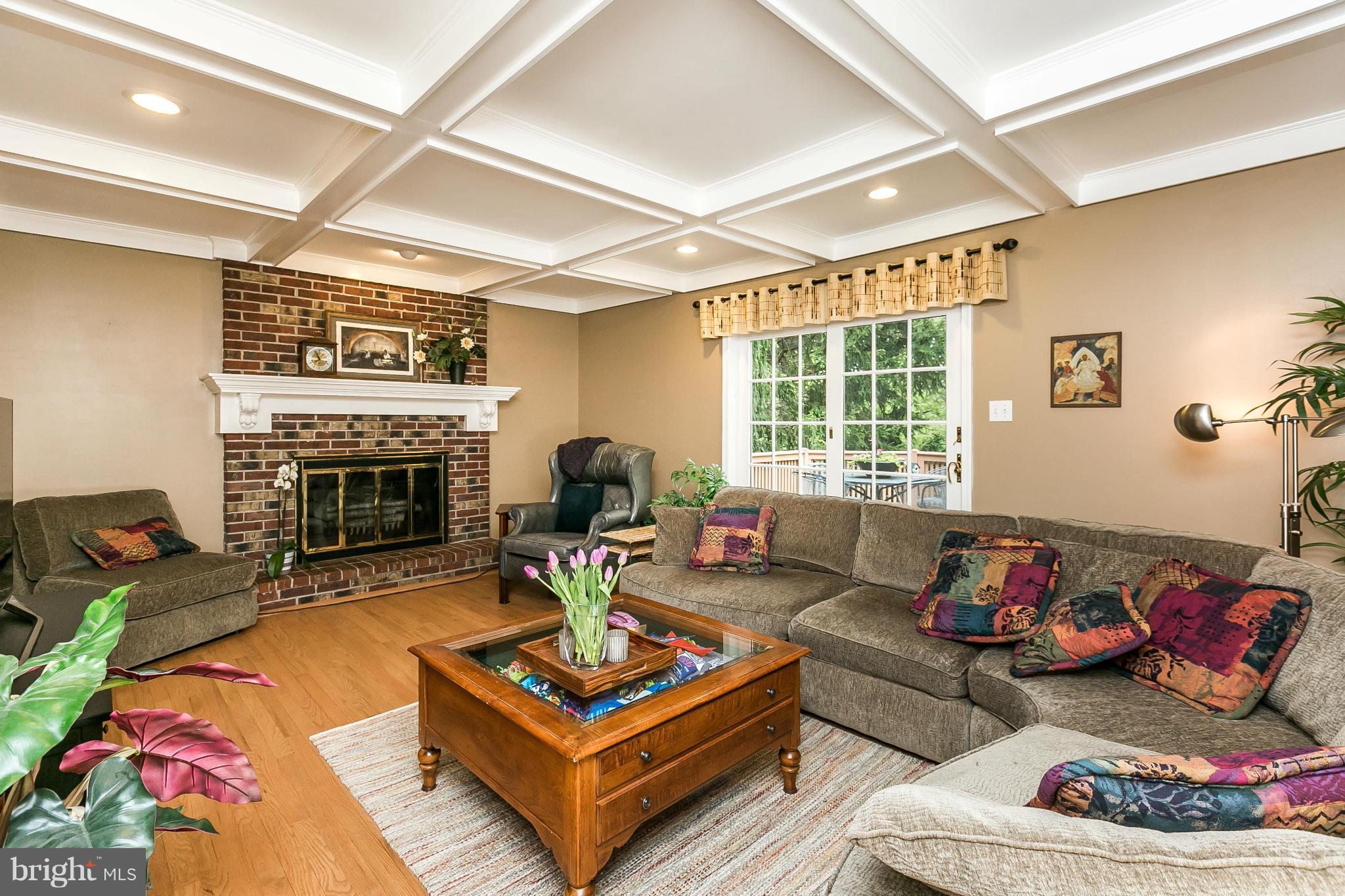 1215 Temfield Road Baltimore, MD 21286 - Photo 3 of 21 Family Room