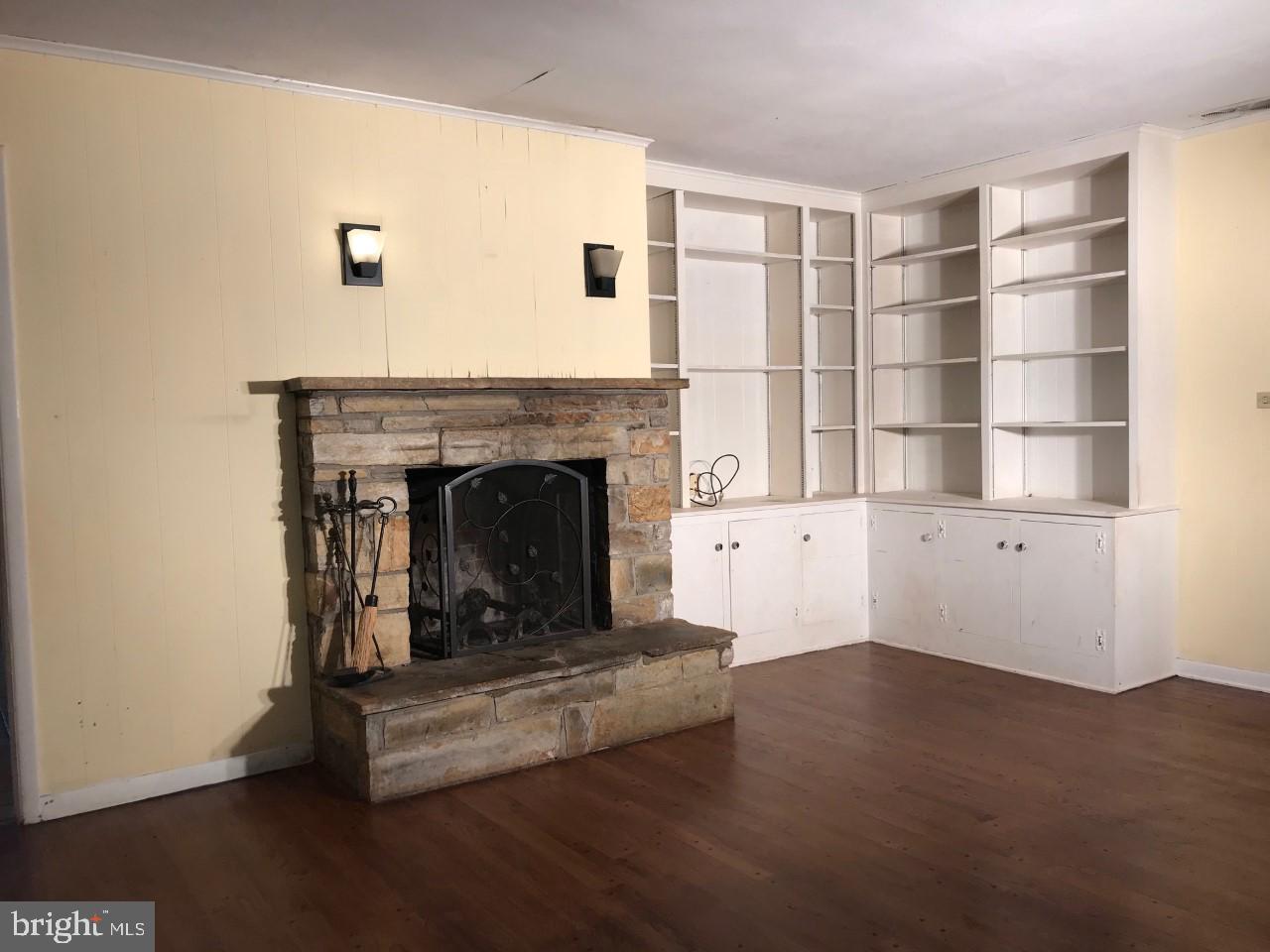11439 Fox Hill Road Culpeper, VA 22701 - Photo 8 of 25 FR with built-ins