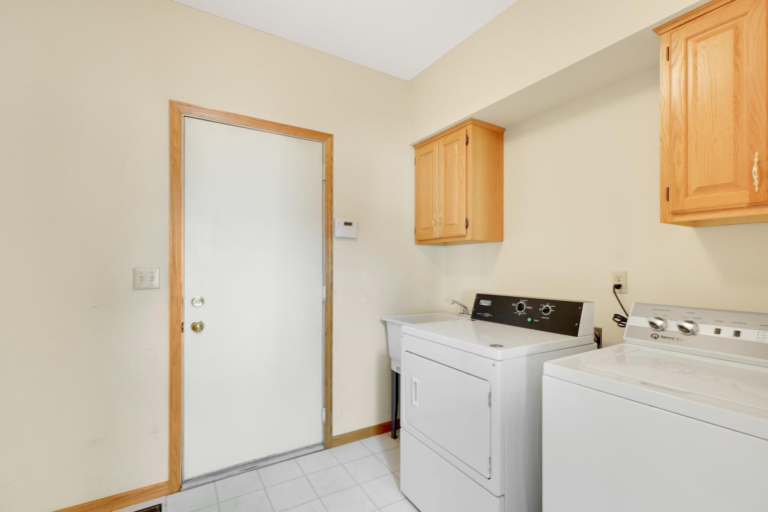 9032 McGuffey Road Eden Prairie, MN 55347 - Photo 15 of 35