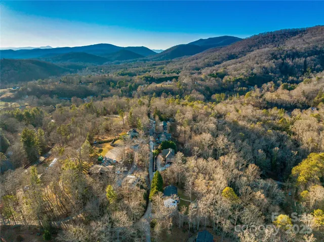 $525,000 | 90 Indian Mound Trail, Fairview, NC 28730