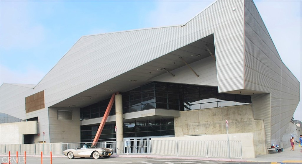 1776 Fleming Street Pomona, CA 91766 - Photo 24 of 24 Diamond Ranch High School. Possible to request admission?