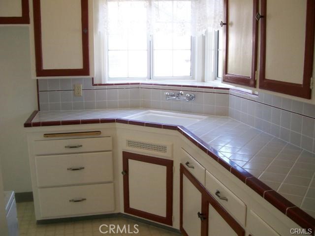 1776 Fleming Street Pomona, CA 91766 - Photo 9 of 24