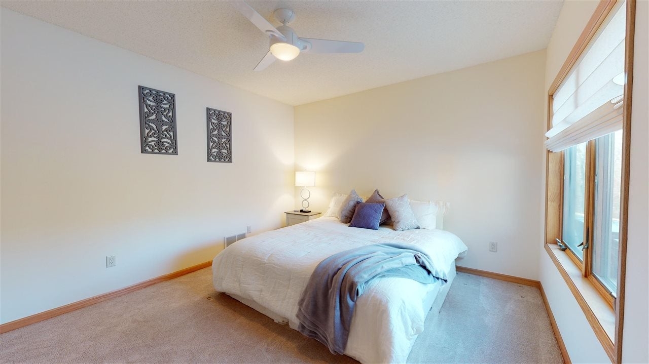 3986 Roberts Ridge Northeast Iowa City, IA 52240 - Photo 40 of 50 Gallery Image 40