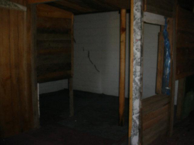 Nna Pongala Road Tieton, WA 98947 - Photo 9 of 9 a view of closet