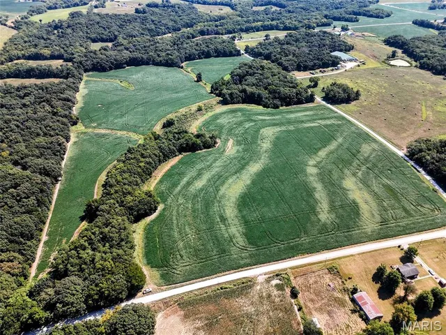 $608,000 | 249 County Road 249, Palmyra, MO 63461