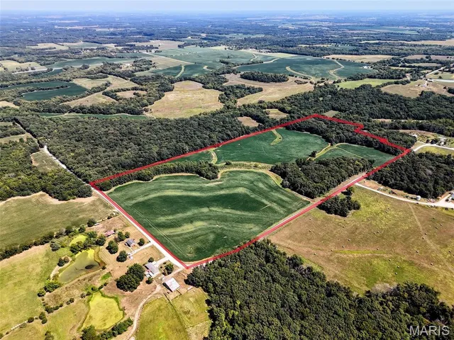 $608,000 | 249 County Road 249, Palmyra, MO 63461