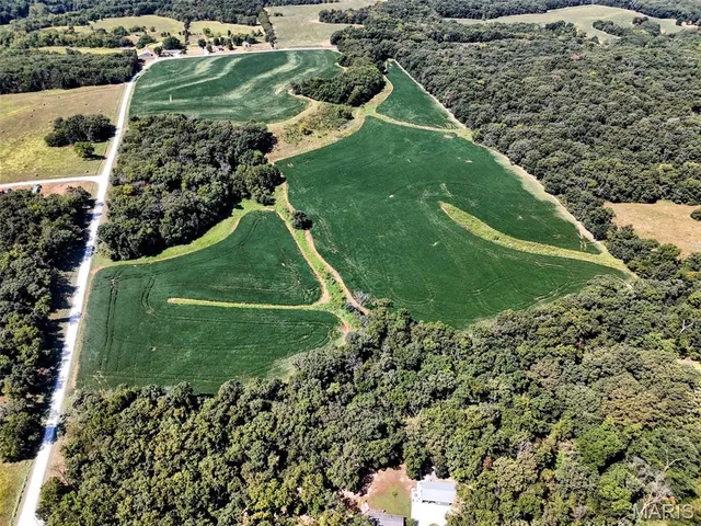 $608,000 | 249 County Road 249, Palmyra, MO 63461