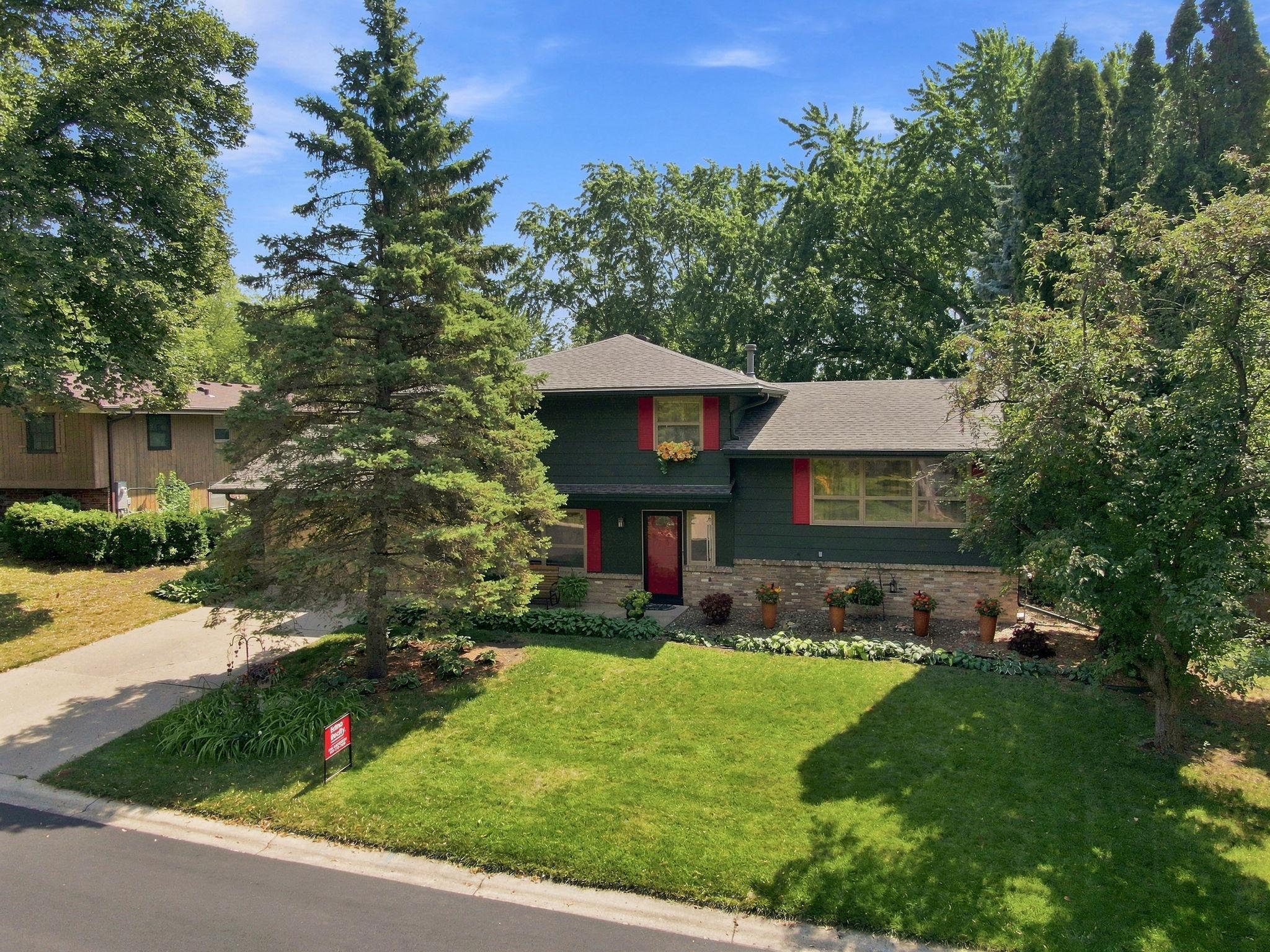 10545 Johnson Road Bloomington, MN 55437 - Photo 35 of 37 Gallery Image 35