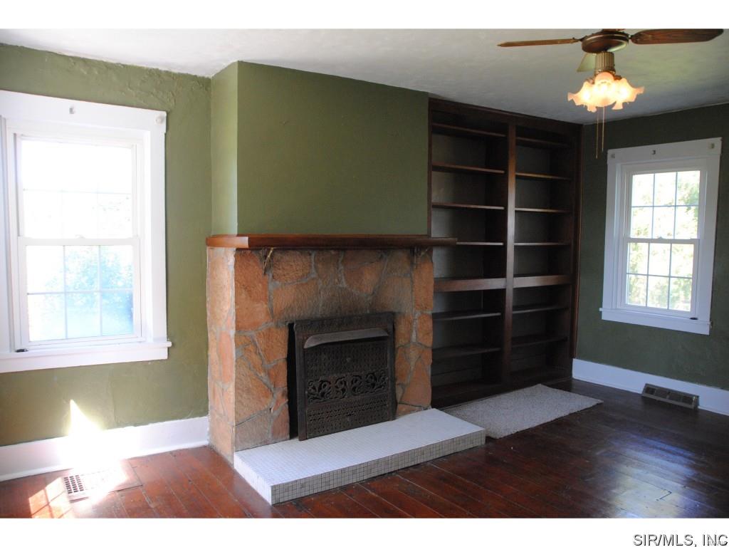 8637 Highway 159 Dorsey, IL 62021 - Photo 11 of 23 Gallery Image 11