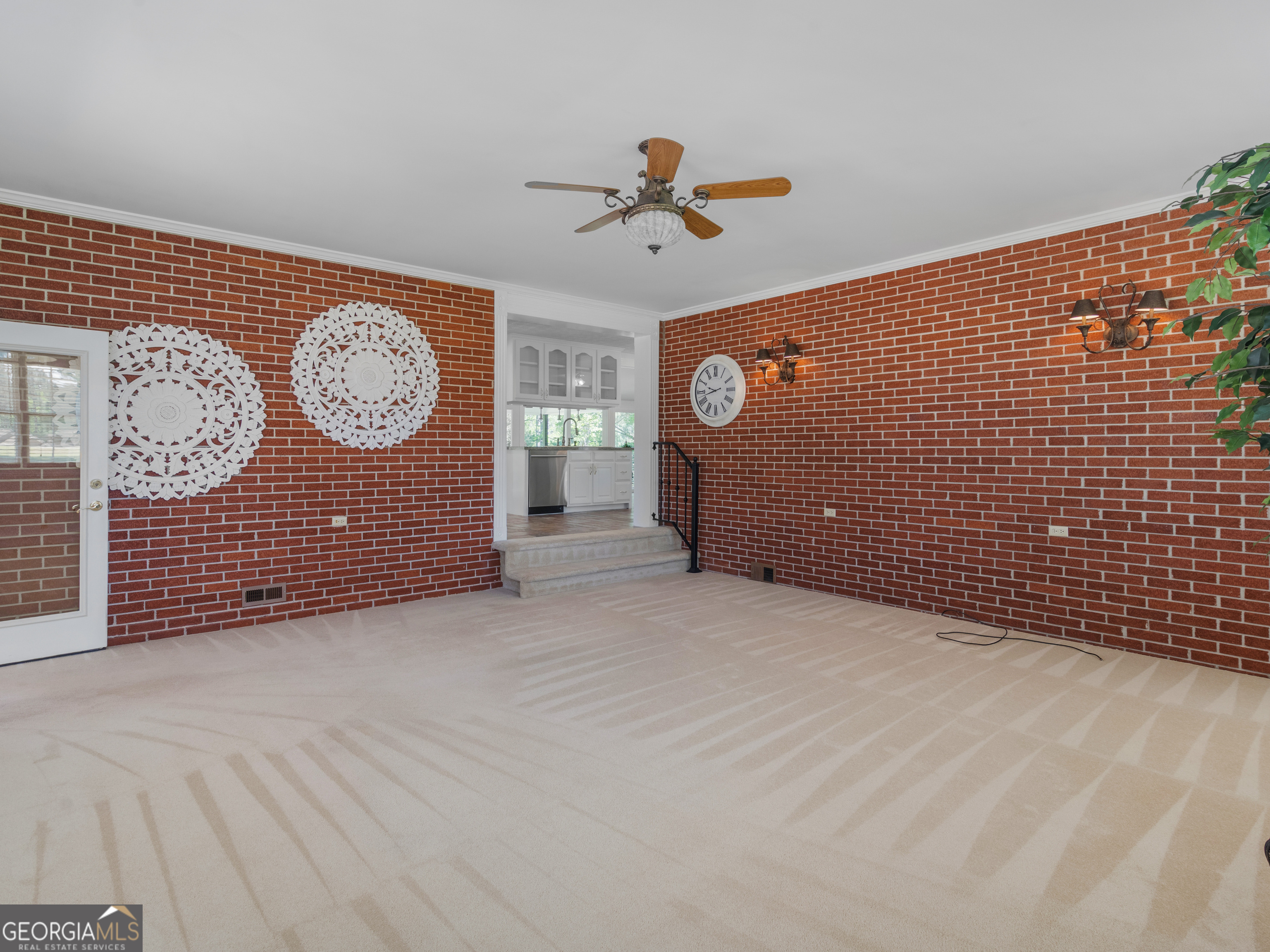 723 Goza Road Fayetteville, GA 30215 - Photo 13 of 44