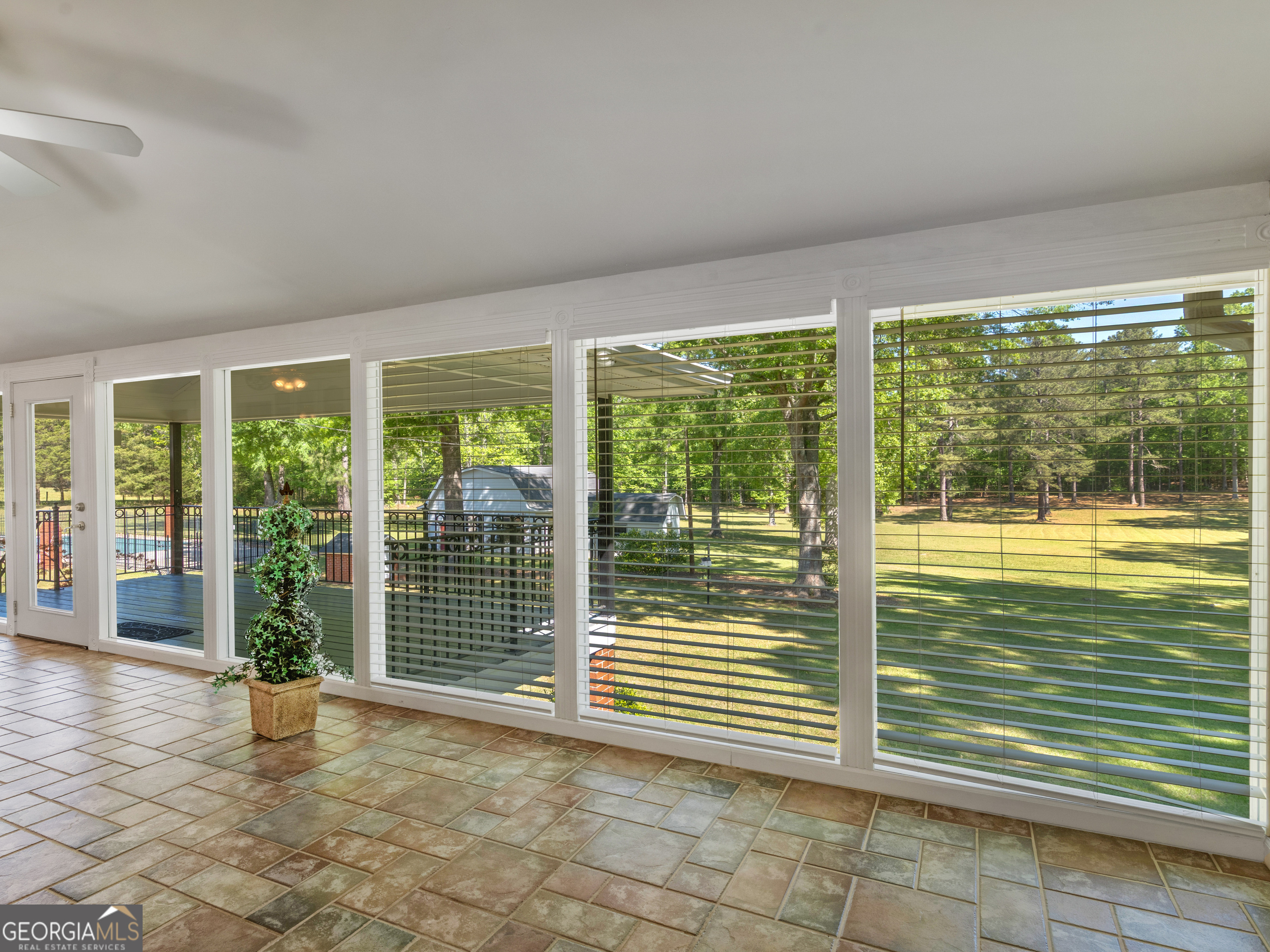 723 Goza Road Fayetteville, GA 30215 - Photo 5 of 44