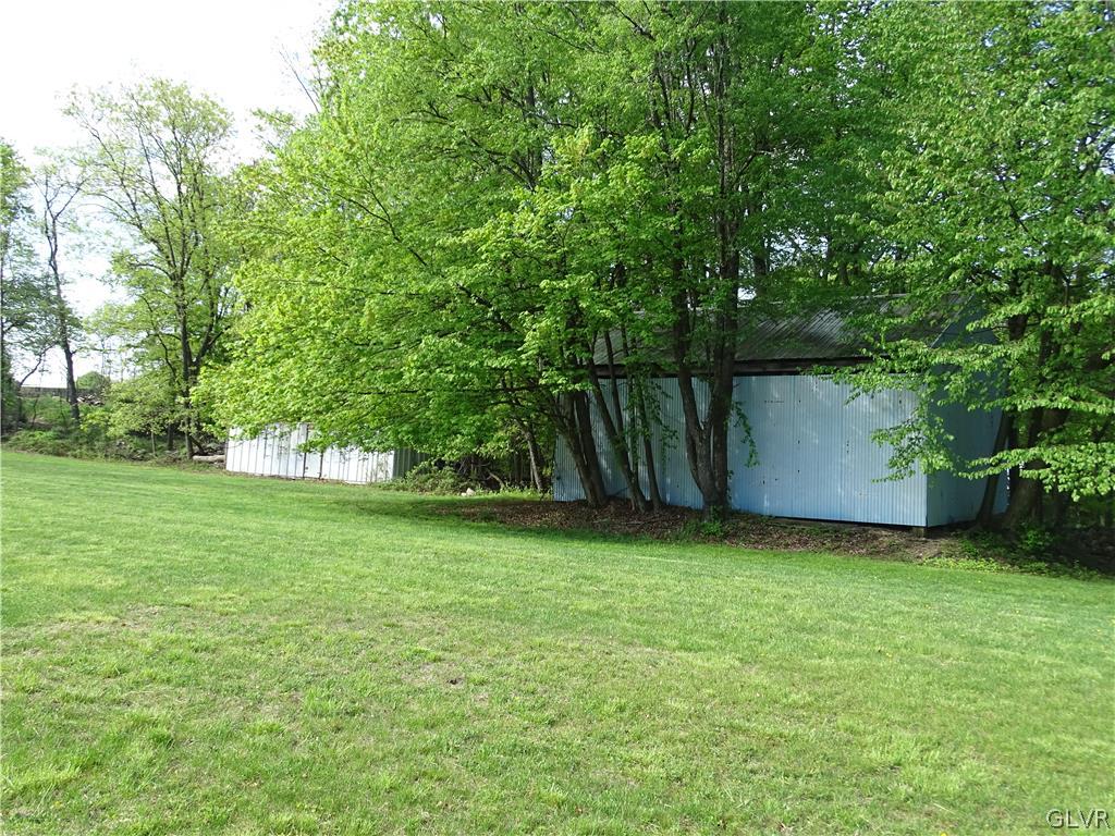 544 Ridge Road Bangor, PA 18013 - Photo 5 of 33 Gallery Image 5