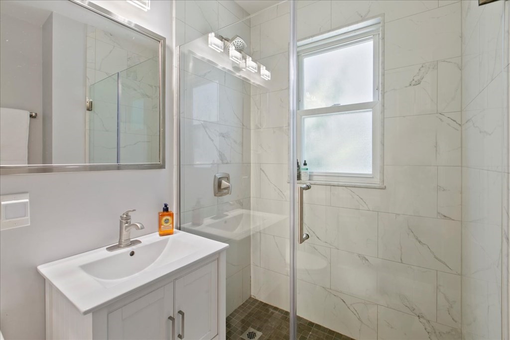 41 Wallingford Road, Unit 1 Boston, MA 02135 - Photo 15 of 26