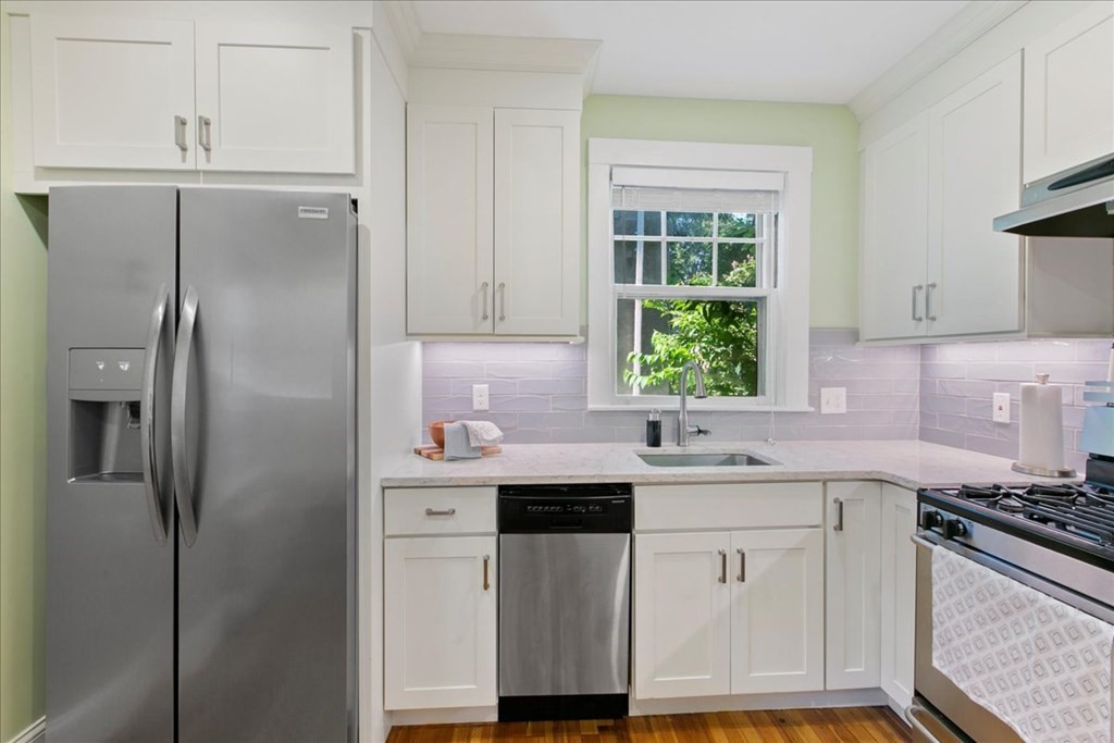 41 Wallingford Road, Unit 1 Boston, MA 02135 - Photo 18 of 26