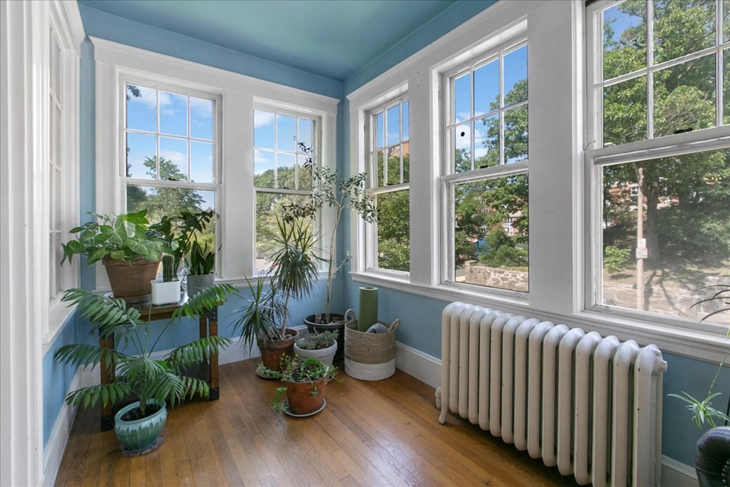 41 Wallingford Road, Unit 1 Boston, MA 02135 - Photo 7 of 26