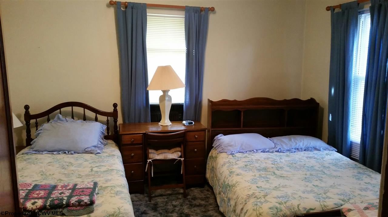 206 Reeves Avenue Fairmont, WV 26554 - Photo 15 of 20 Gallery Image 15