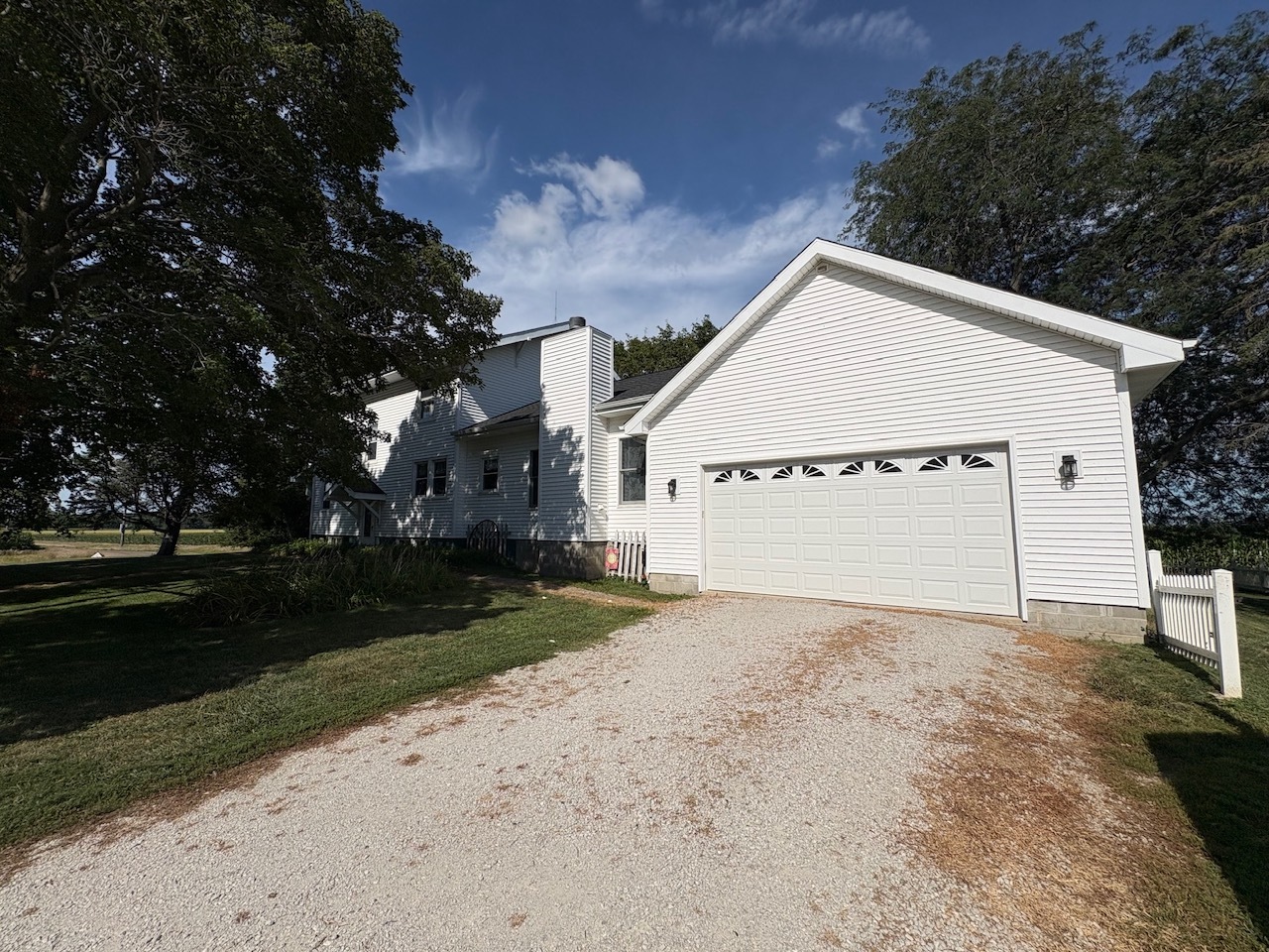 11726 Cardinal Road Dewitt, IL 61735 - Photo 7 of 34 Gallery Image 7