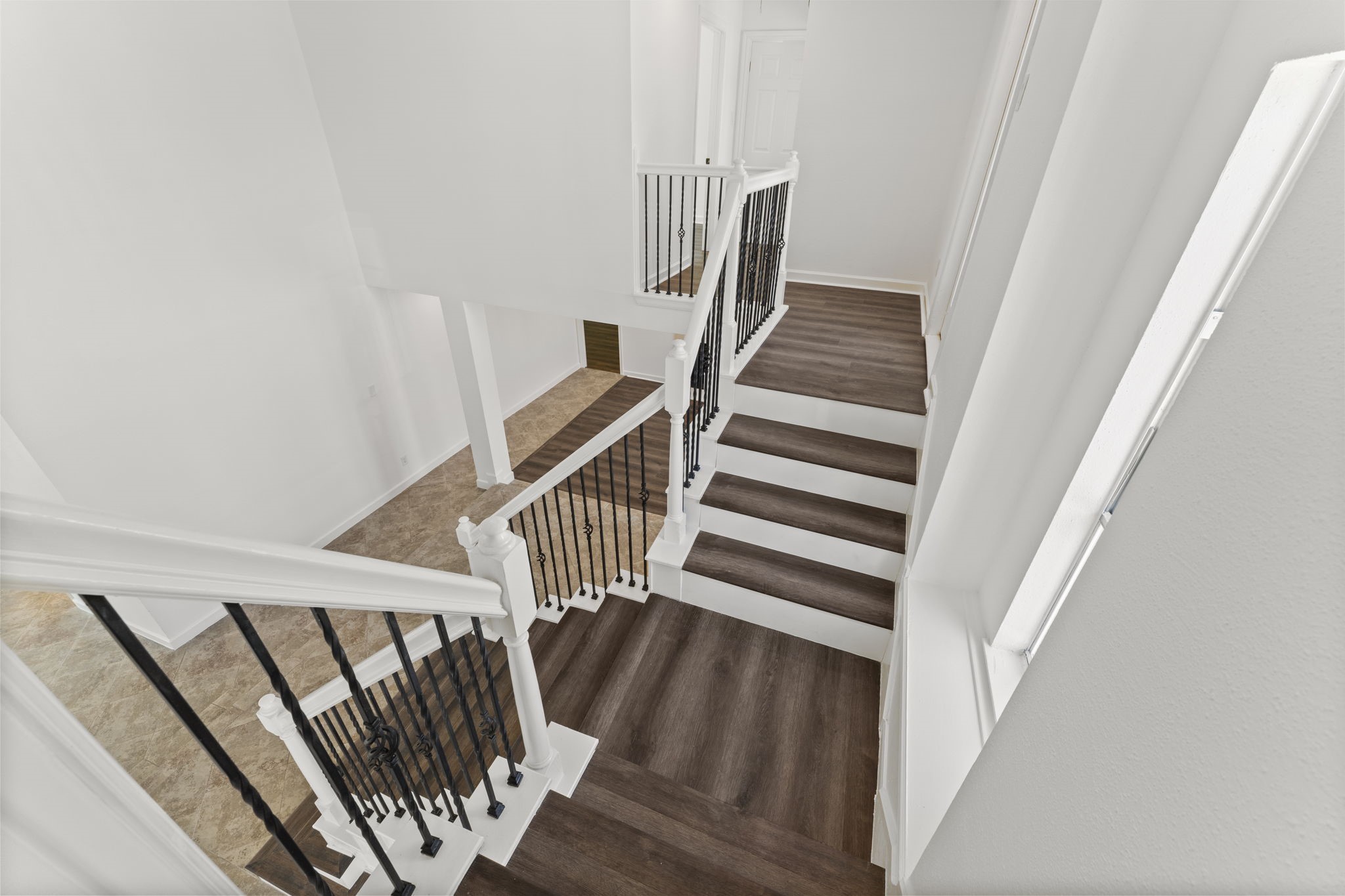 1678 Beaconshire Houston, TX 77077 - Photo 19 of 30 a view of entryway