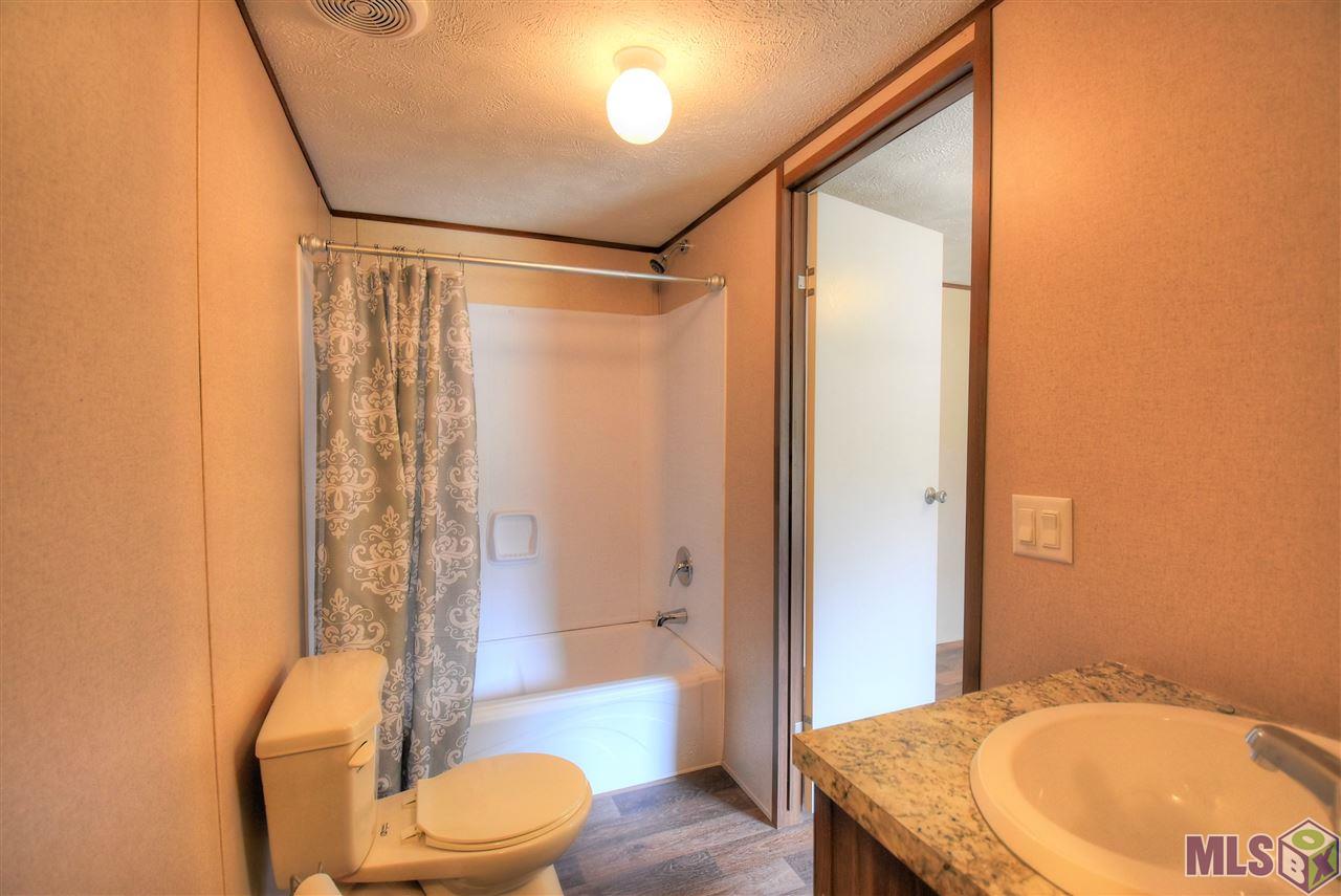 9526 Rod Anderson Road St. Amant, LA 70774 - Photo 6 of 11 Gallery Image 6