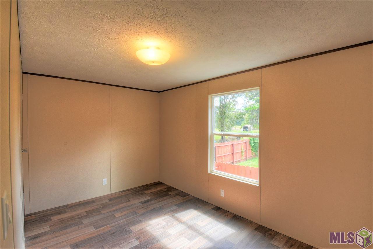 9526 Rod Anderson Road St. Amant, LA 70774 - Photo 8 of 11 Gallery Image 8