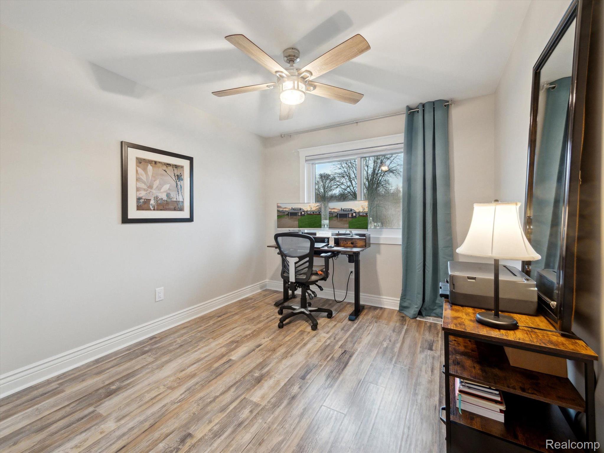 10902 Colony Pinckney, MI 48169 - Photo 29 of 45 Gallery Image 29