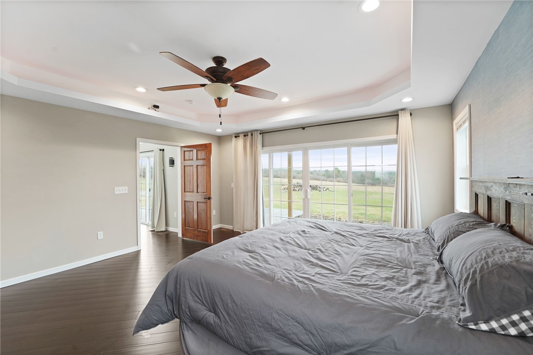 136 Vargo Road Horseheads, NY 14845 - Photo 22 of 38 Primary suite