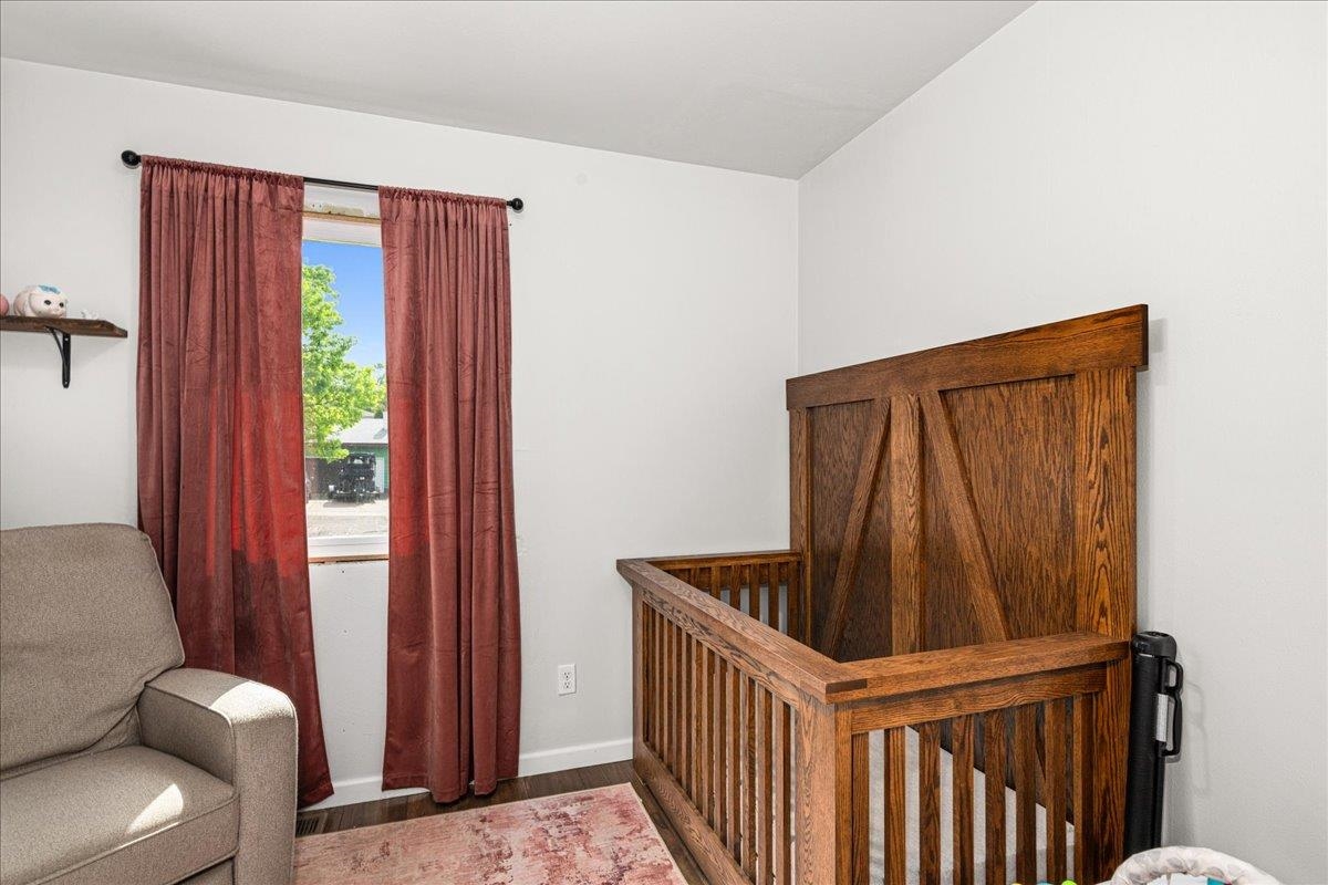 135 Edison Boulevard Silver Bay, MN 55614 - Photo 16 of 34