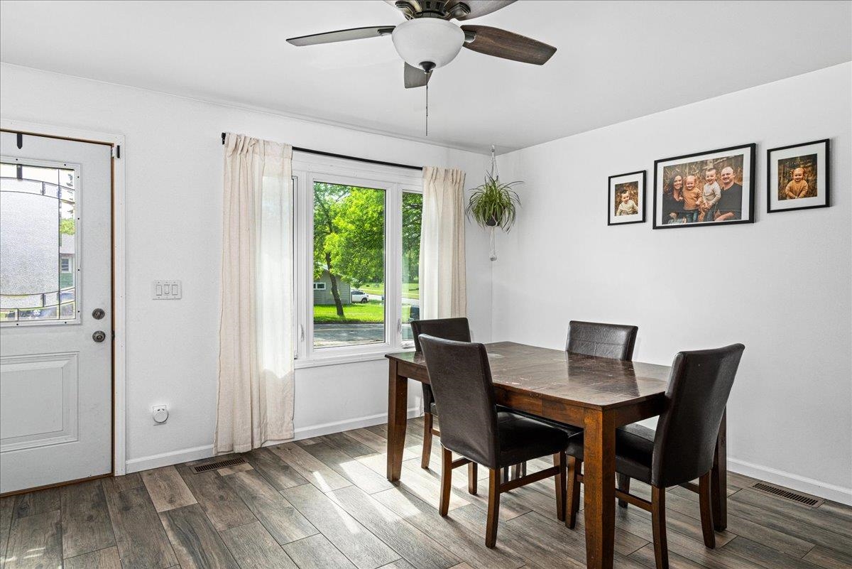 135 Edison Boulevard Silver Bay, MN 55614 - Photo 8 of 34