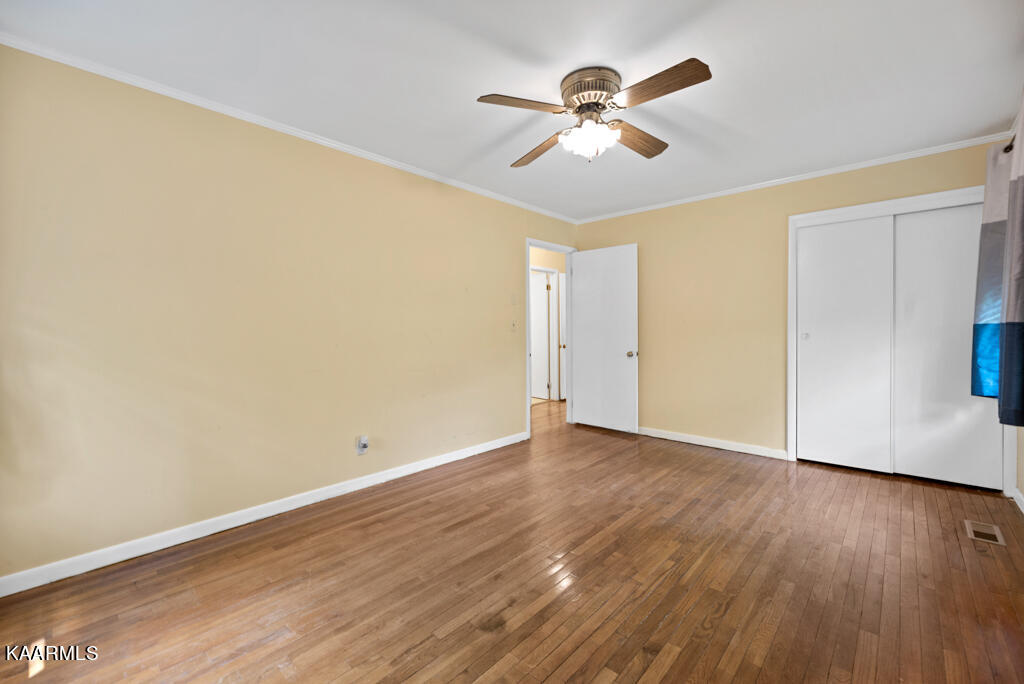 107 Rand Circle Oak Ridge, TN 37830 - Photo 15 of 27 Bedroom 3