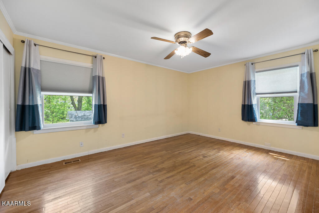 107 Rand Circle Oak Ridge, TN 37830 - Photo 16 of 27 Bedroom 3