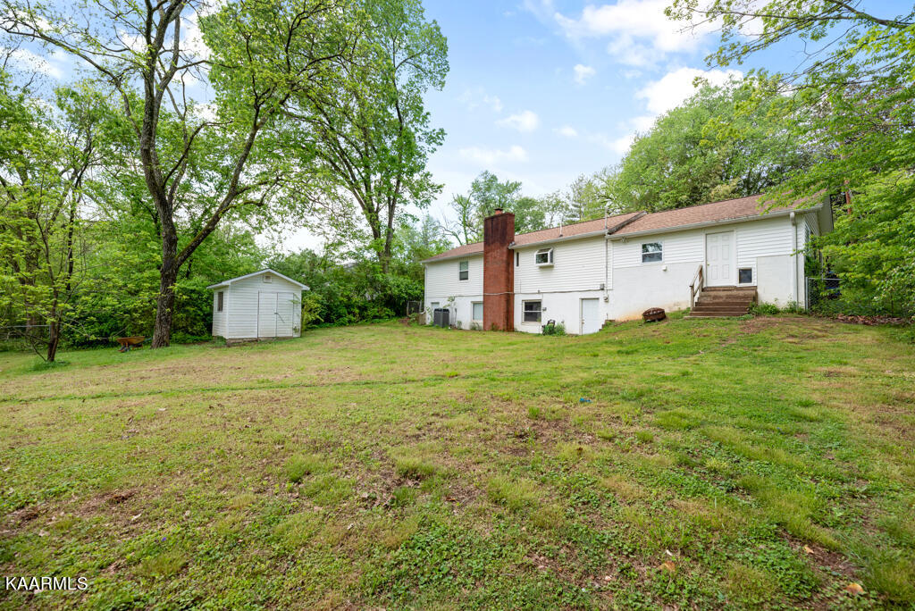 107 Rand Circle Oak Ridge, TN 37830 - Photo 27 of 27 Backyard