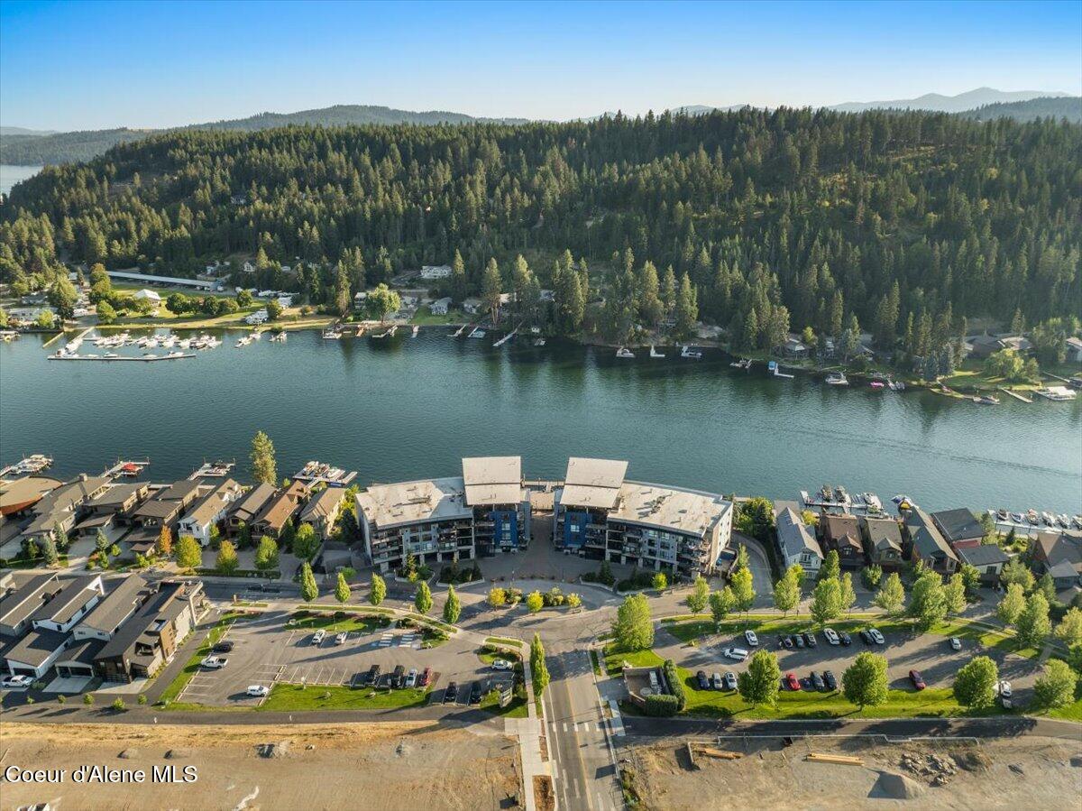 1950 Bellerive Lane, Unit 310 Coeur D'Alene, ID 83814 - Photo 42 of 56 Aerial front of building