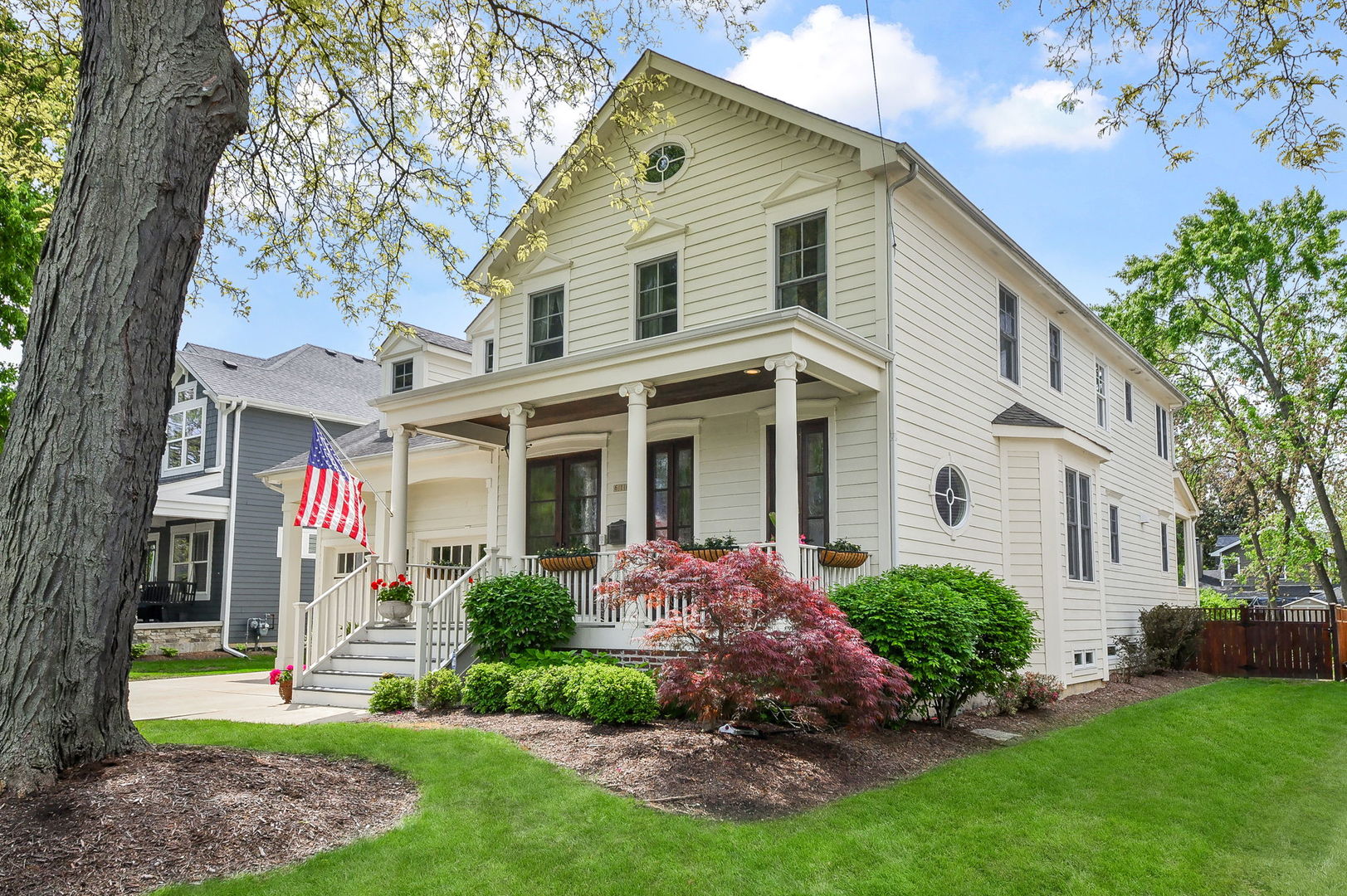 616 East Indiana Street Wheaton, IL 60187 - Photo 2 of 19