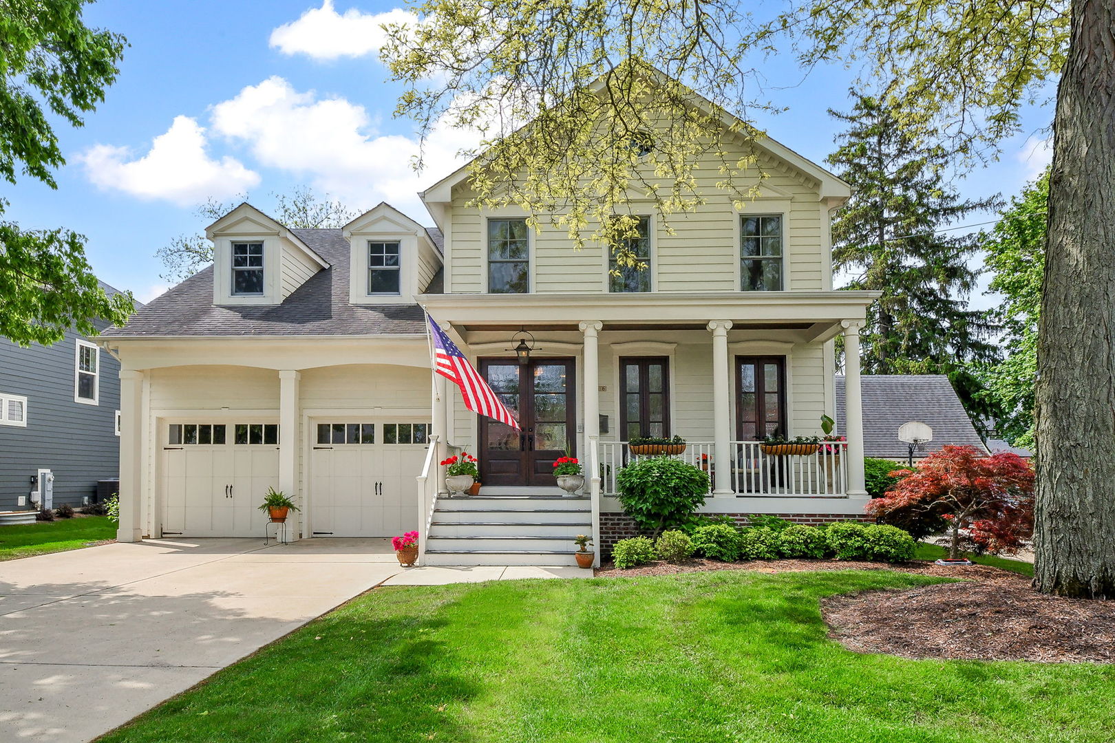 616 East Indiana Street Wheaton, IL 60187 - Photo 3 of 19