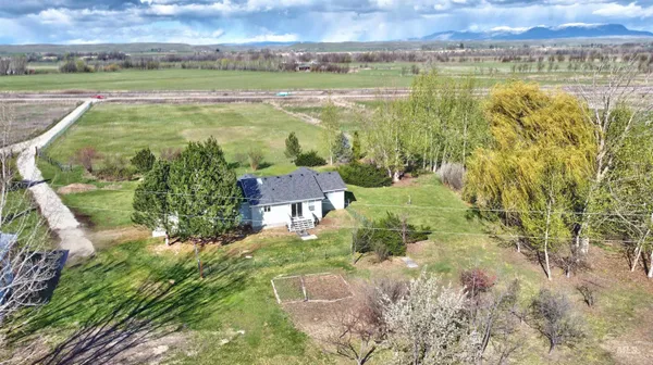 $700,000 | 9451 W Highway, Emmett, ID 83617