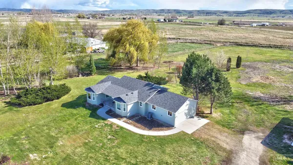 $700,000 | 9451 W Highway, Emmett, ID 83617