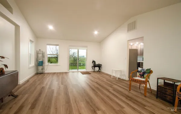 $700,000 | 9451 W Highway, Emmett, ID 83617