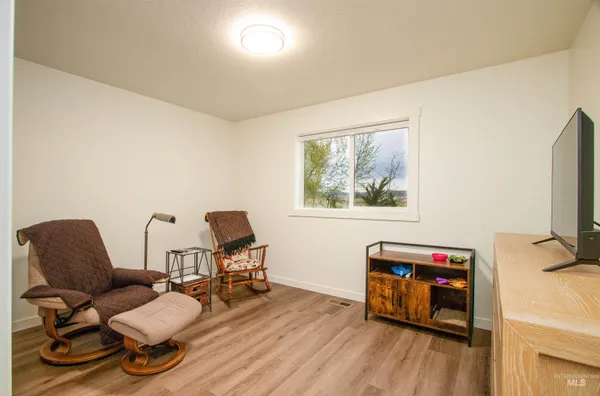 $700,000 | 9451 W Highway, Emmett, ID 83617