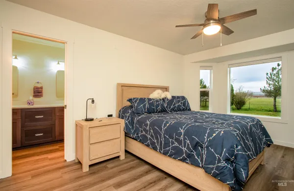 $700,000 | 9451 W Highway, Emmett, ID 83617