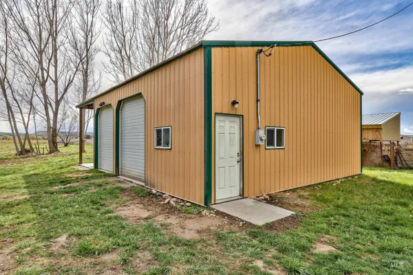 $700,000 | 9451 W Highway, Emmett, ID 83617