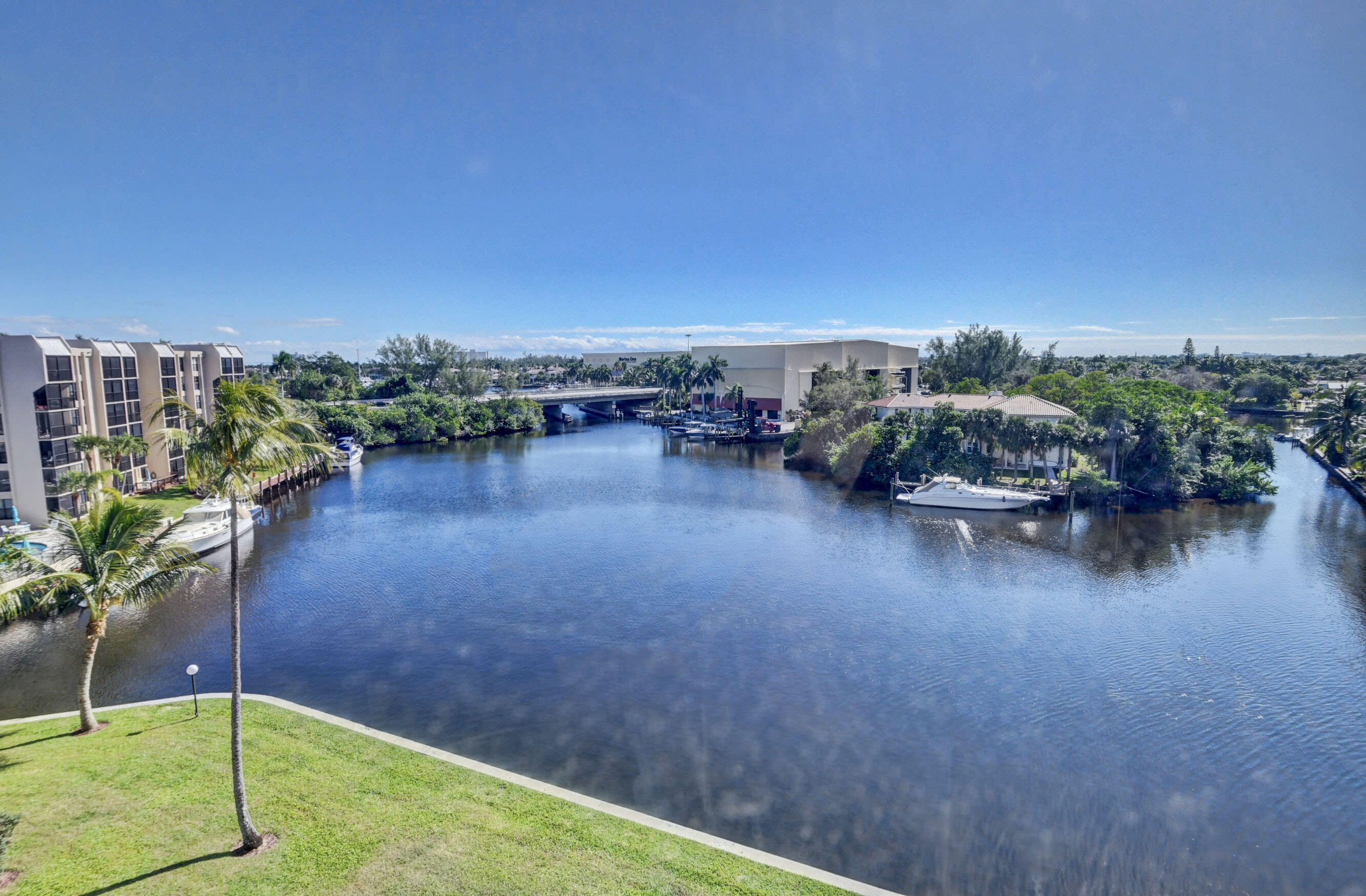 7 Royal Palm Way, Unit 6080 Boca Raton, FL 33432 - Photo 31 of 55 WATER VIEWS
