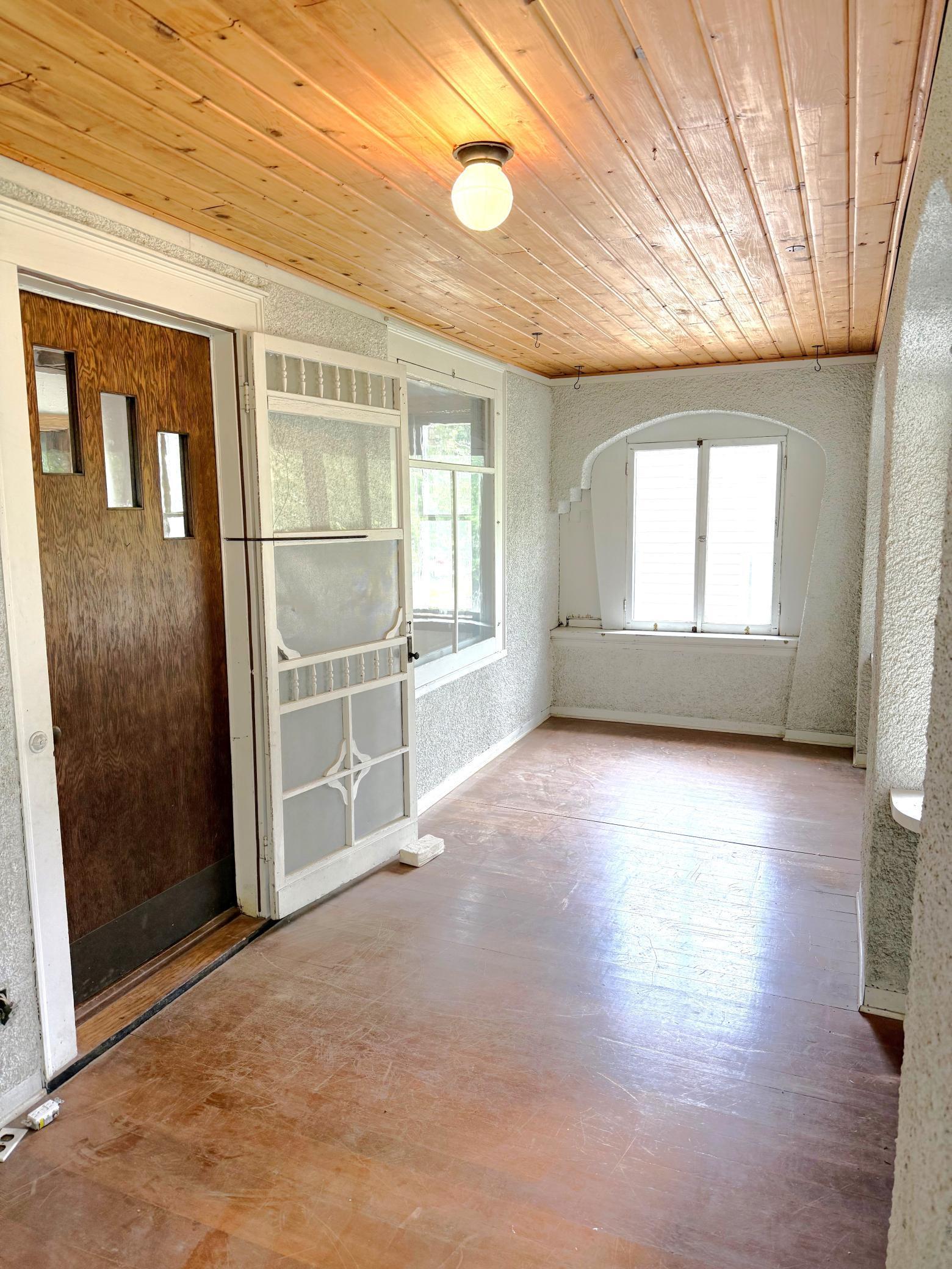 455 3rd Street Southeast Cokato, MN 55321 - Photo 3 of 34