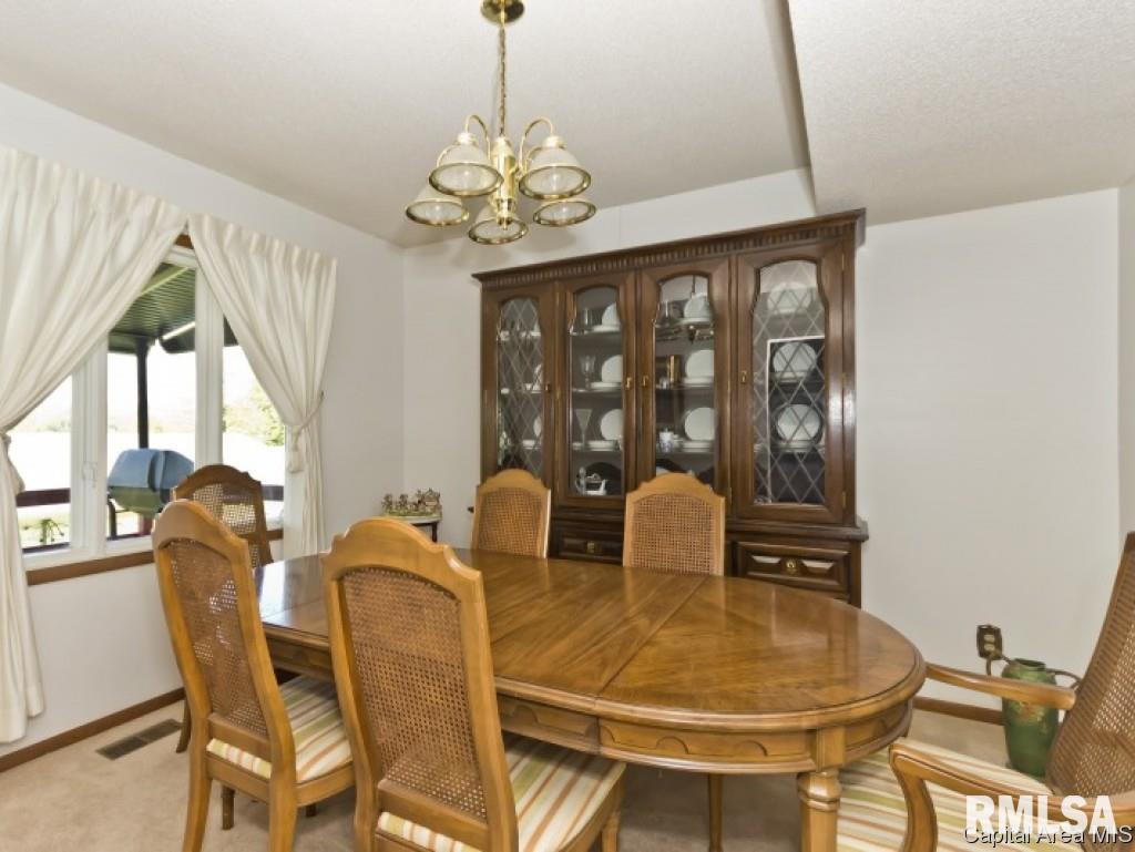 74 West Fairview Lane Springfield, IL 62711 - Photo 5 of 30