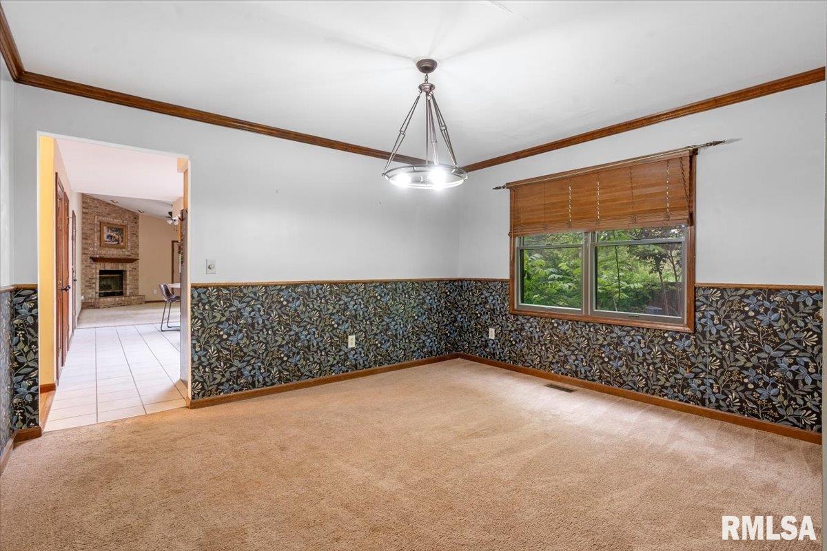 3990 Springer Lane Springfield, IL 62711 - Photo 11 of 47