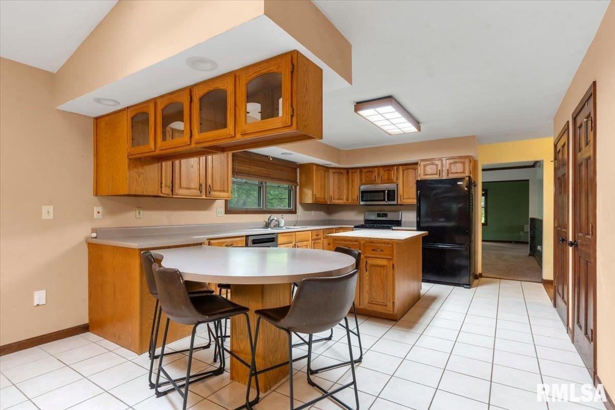 3990 Springer Lane Springfield, IL 62711 - Photo 19 of 47