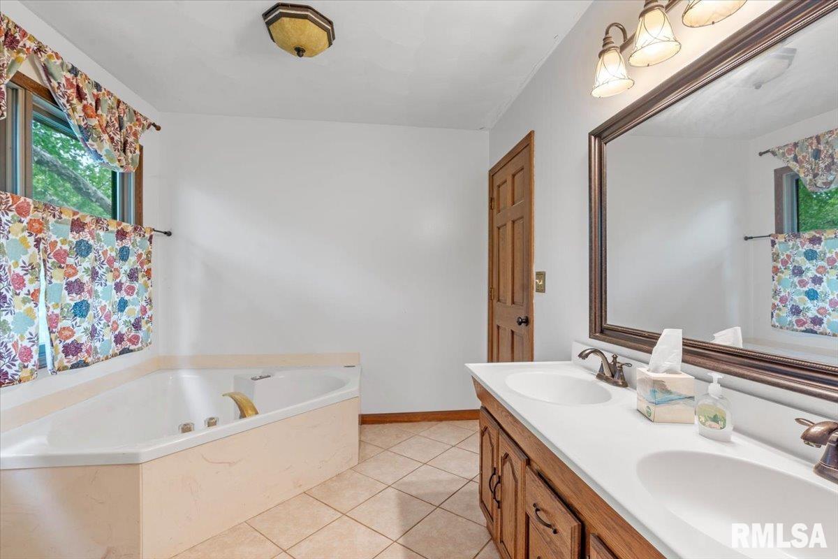 3990 Springer Lane Springfield, IL 62711 - Photo 26 of 47