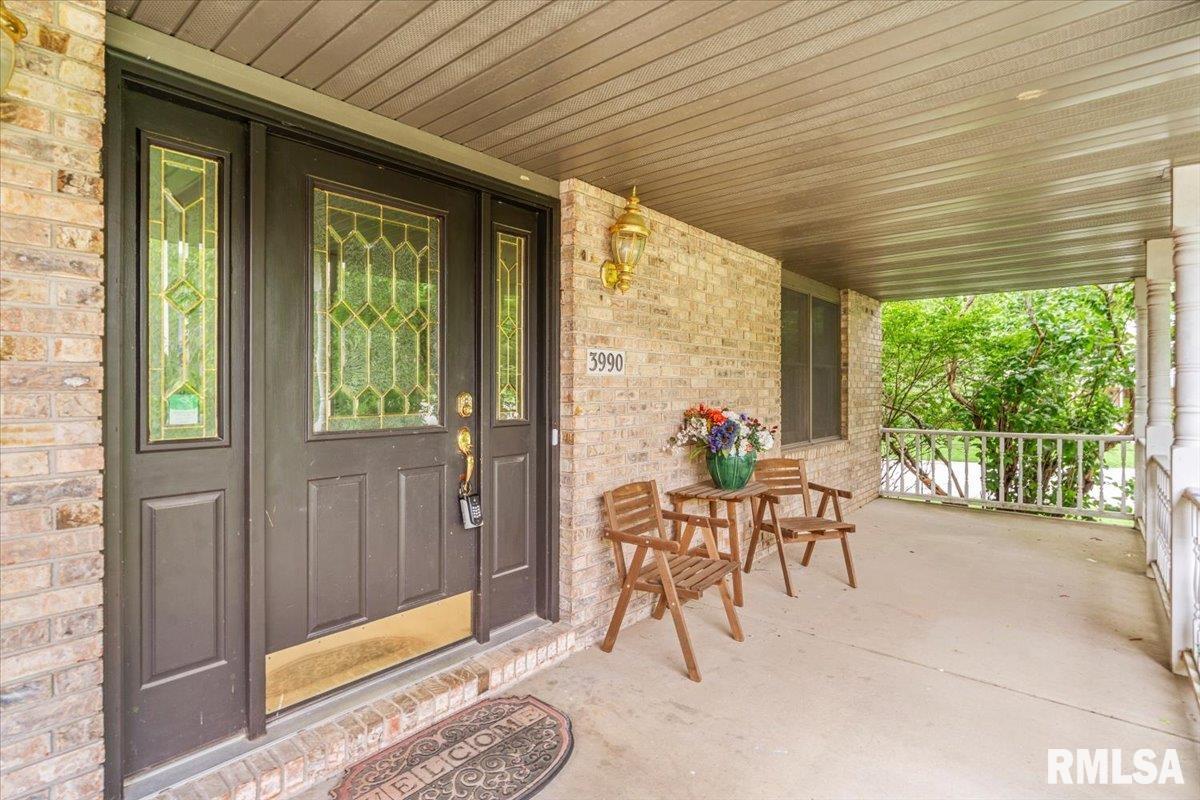 3990 Springer Lane Springfield, IL 62711 - Photo 4 of 47