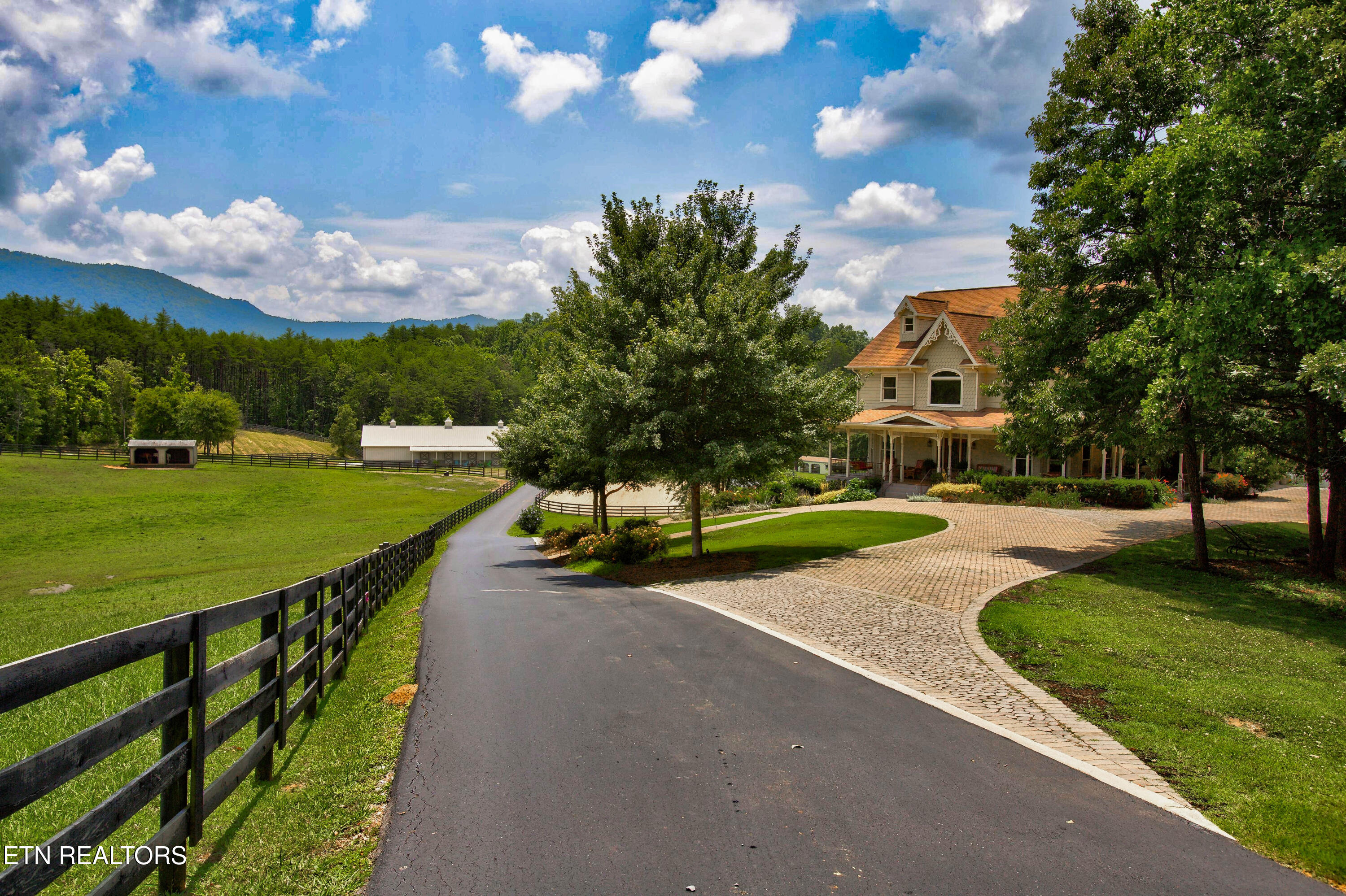 4506 6 Mile Road Maryville, TN 37803 - Photo 7 of 59 IMG_9745