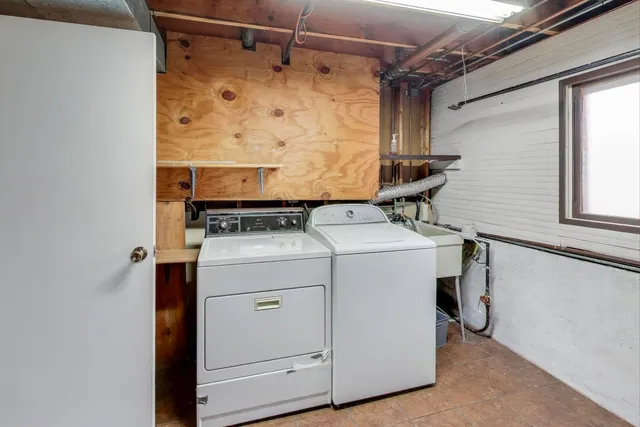 $379,500 | 8354 Margerita Avenue, Orland Park, IL 60462